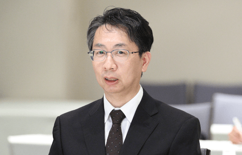 片山 伸幸 先生